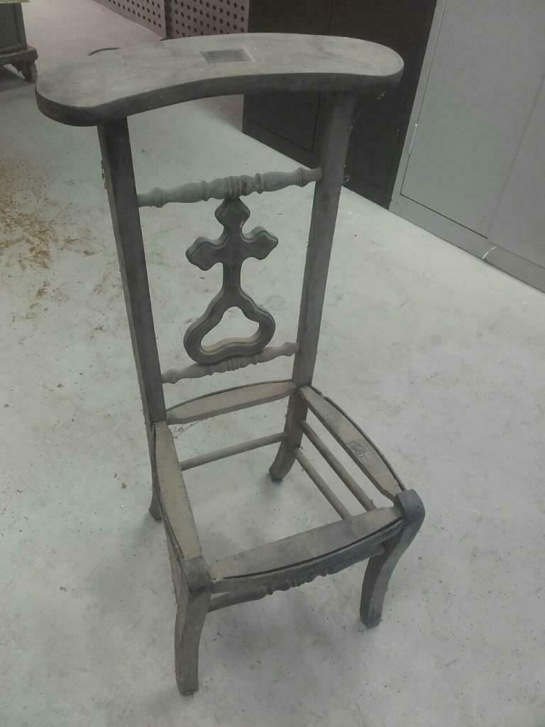 Kerkstoel antiek 15 eur, Huis en Inrichting, Ophalen, Gebruikt, Zwart, Eén