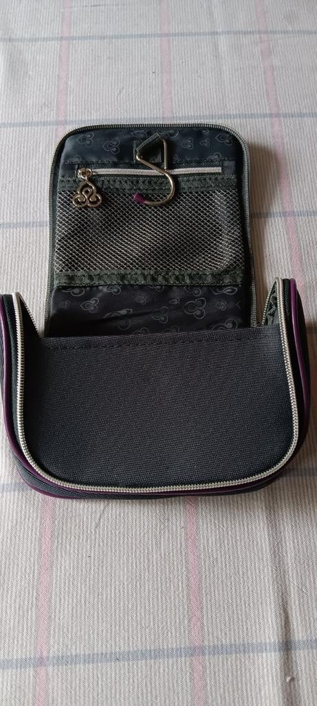 Nieuw reistasje, Handtassen en Accessoires, Toilettassen, Ophalen of Verzenden, Nieuw, Grijs, Jongen of Meisje