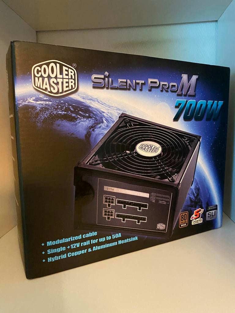 CoolerMaster SilentPro M Alimentation pour PC 700W, Envoi, Utilisé