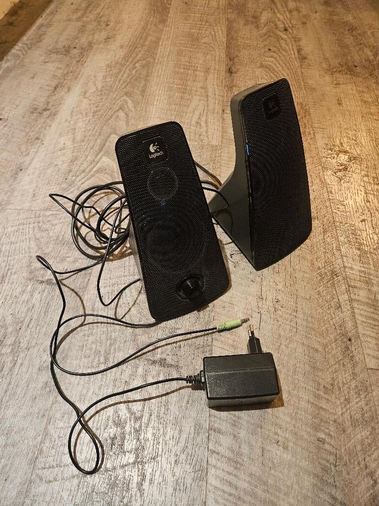 LOGITECH PC SPEAKERS Z520, Computers en Software, Pc speakers, Gebruikt, Audiokanaal 2.0, Ophalen of Verzenden