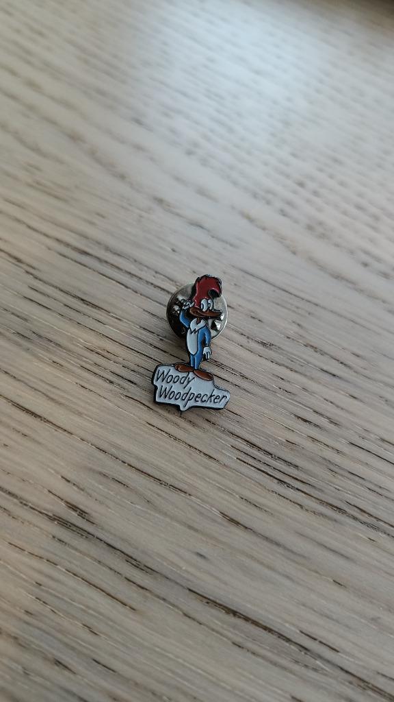 Woody Woodpecker pin, Verzamelen, Ophalen, Gebruikt, Figuurtje, Speldje of Pin