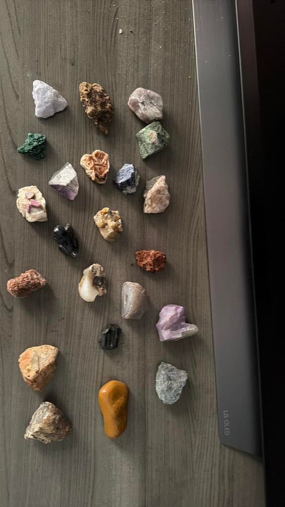 Edelsten en mineralen, Verzamelen, Mineralen en Fossielen, Ophalen of Verzenden
