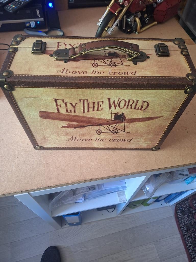petite valise en bois, 35 à 45 cm, Enlèvement ou Envoi, Poignée extensible, Comme neuf