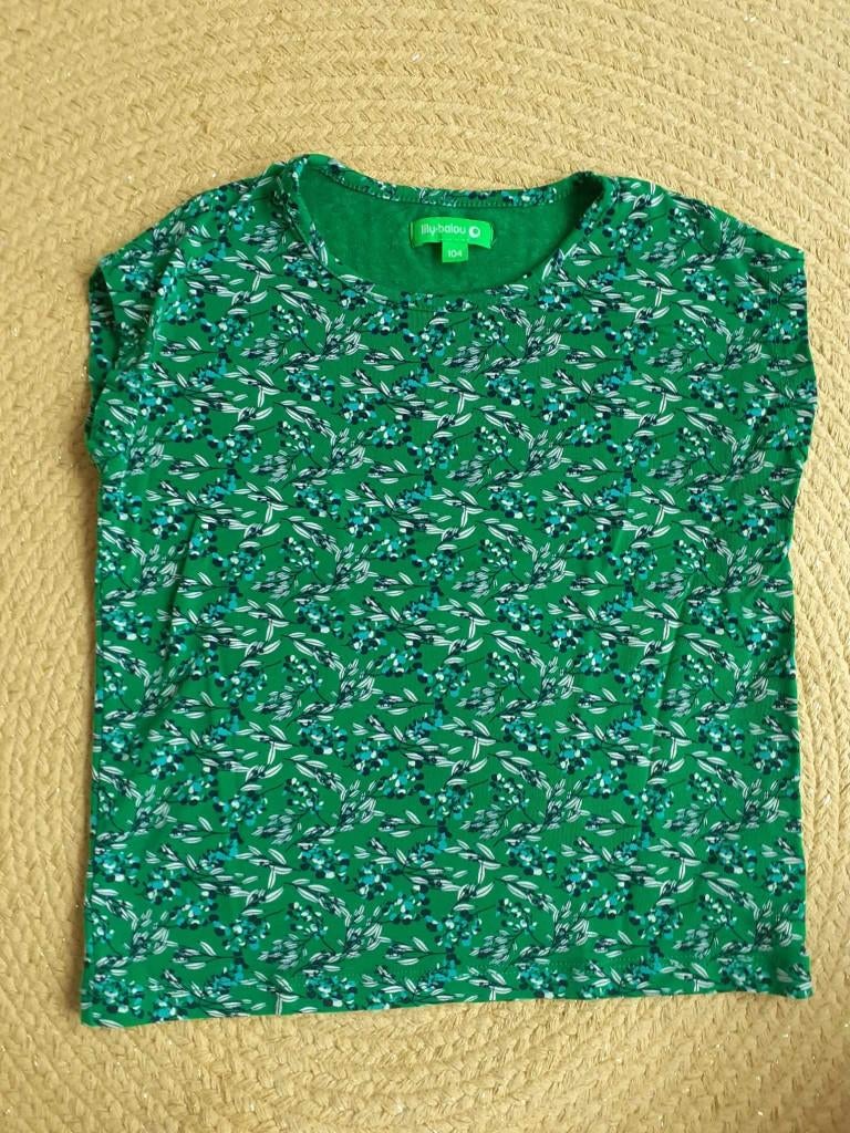 Groen T-shirt Lily Balou maat 104, Kinderen en Baby's, Meisje, Ophalen of Verzenden, Zo goed als nieuw, Shirt of Longsleeve