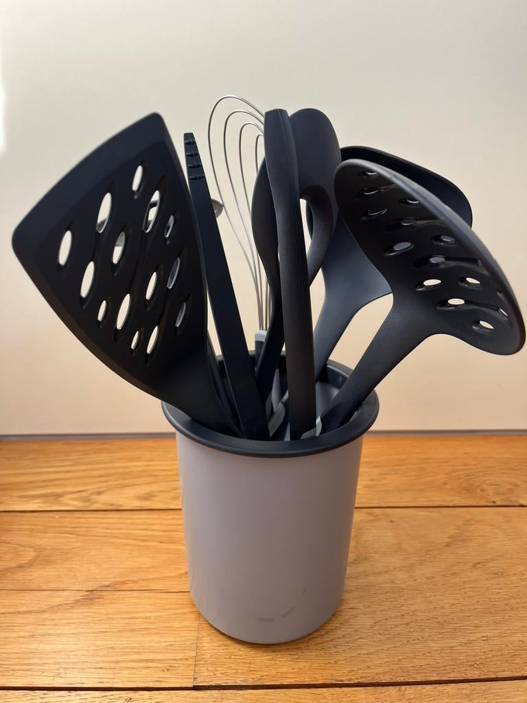 Tupperware kookgerei. Pot met 7 stuks., Huis en Inrichting, Ophalen, Zo goed als nieuw
