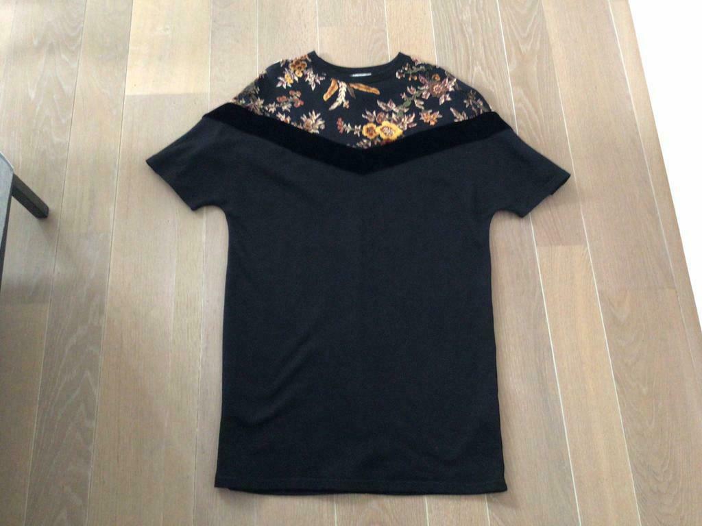 Zwarte jurk zara maat smal, nieuwstaat, Comme neuf, Longueur genou, Noir, Envoi