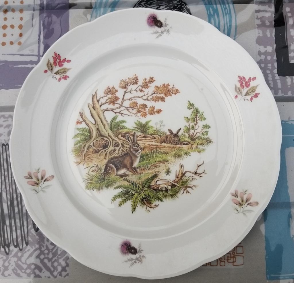 porcelaine de Limoges: assiette lièvres, Enlèvement ou Envoi