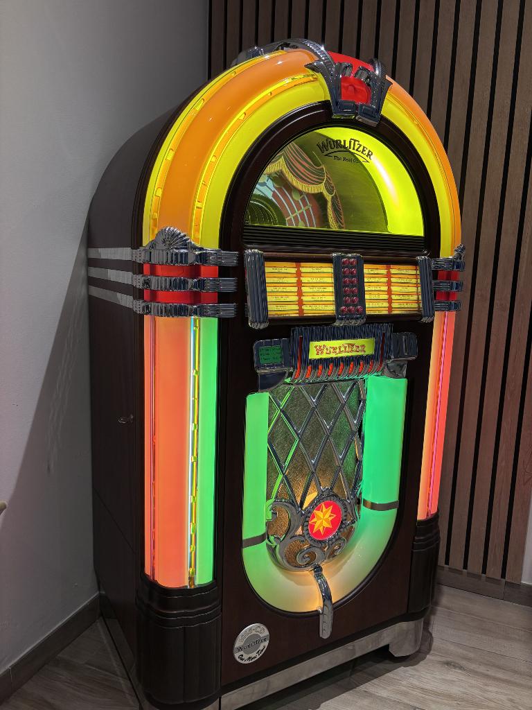 Prachtige cd Jukebox Wurlitzer OMT 1015, K99, Enlèvement, Comme neuf, 1970 à nos jours, Wurlitzer