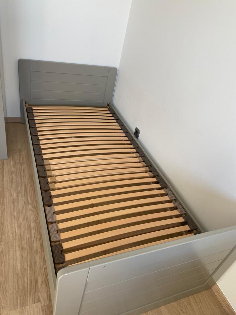 Eenpersoons bed te koop, Huis en Inrichting, Slaapkamer | Bedden, Ophalen, 90 cm, Eenpersoons, Zo goed als nieuw