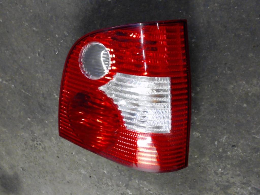 Feu arrière droit Volkswagen Polo IV 2002-2005 LP/13176, Autos : Pièces & Accessoires, Enlèvement ou Envoi, Utilisé, Volkswagen