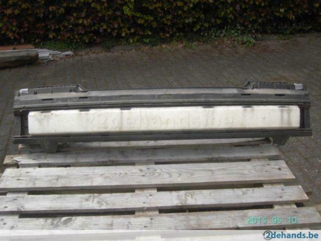 Voorste bumperbalk V40-BJ'98, Ophalen, Gebruikt, Volvo, Bumper