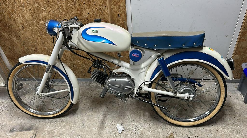 Parilla moto oldtimer brommer snor, Ophalen
