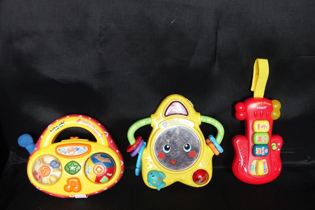 3 x VTech : baby radio , magische zeester & vriendjes gitaar, Kinderen en Baby's, Ophalen of Verzenden, Gebruikt, 6 maanden tot 2 jaar