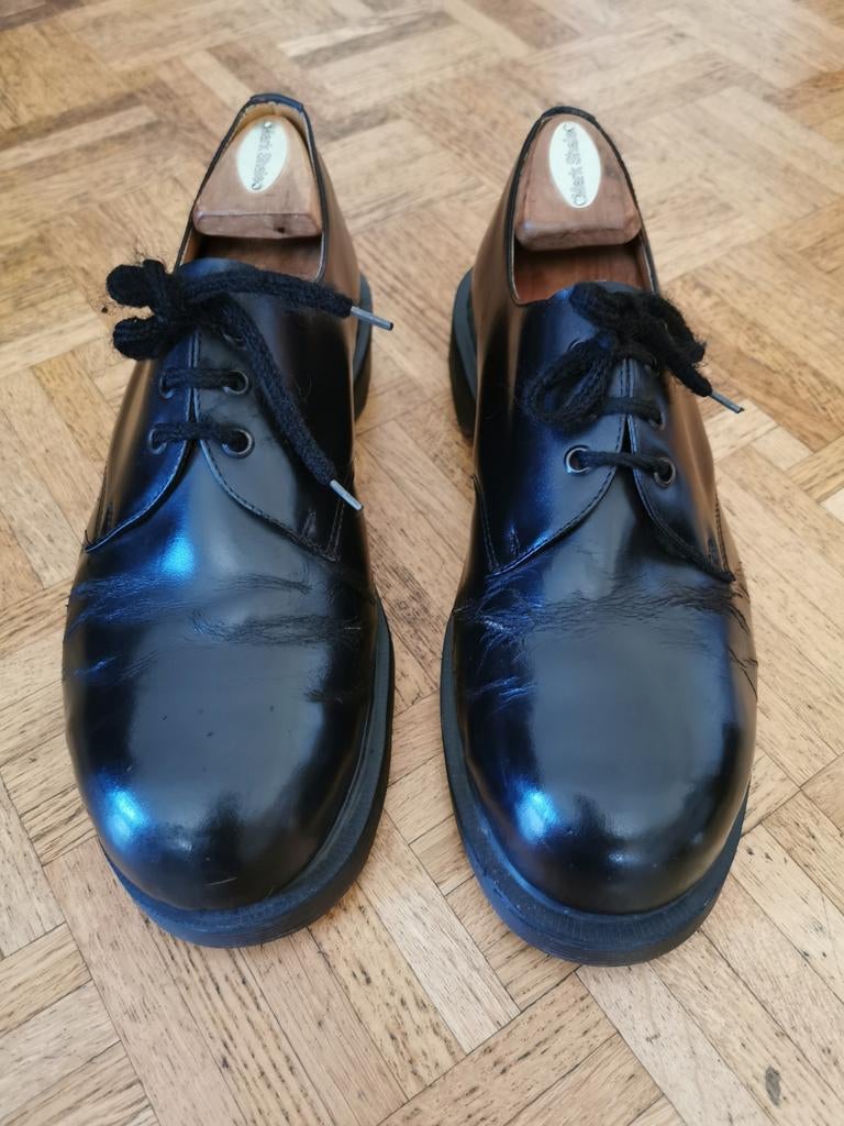 Dr Martens, Porté, Noir