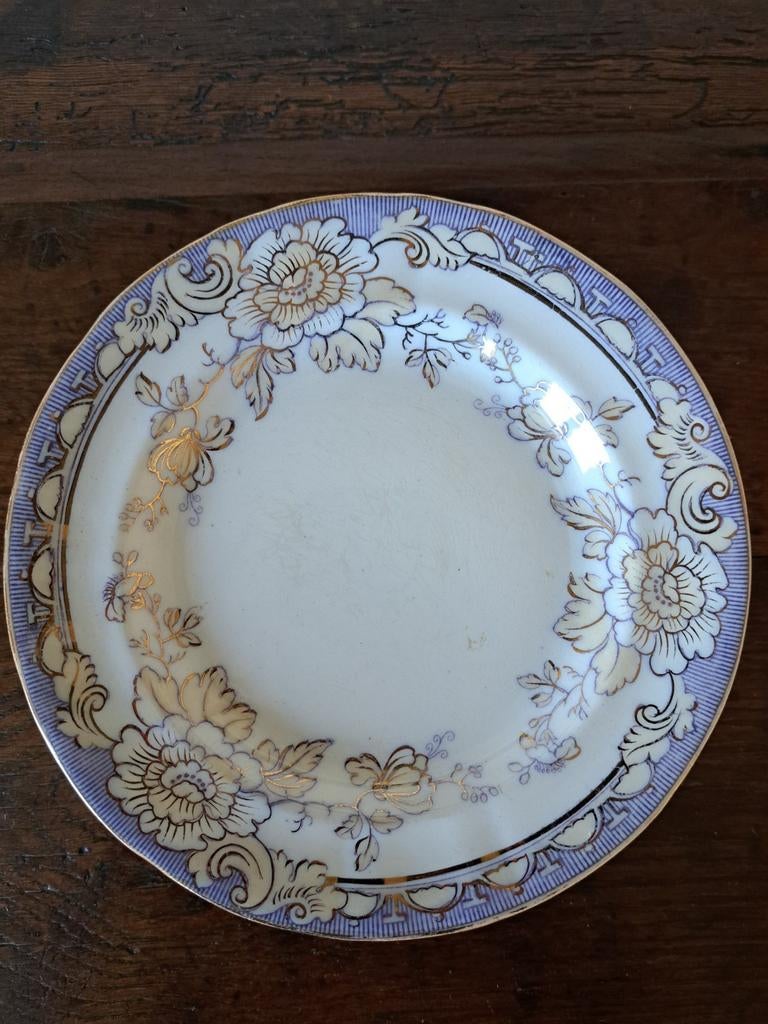 Set de 10 assiettes en porcelaine, Enlèvement