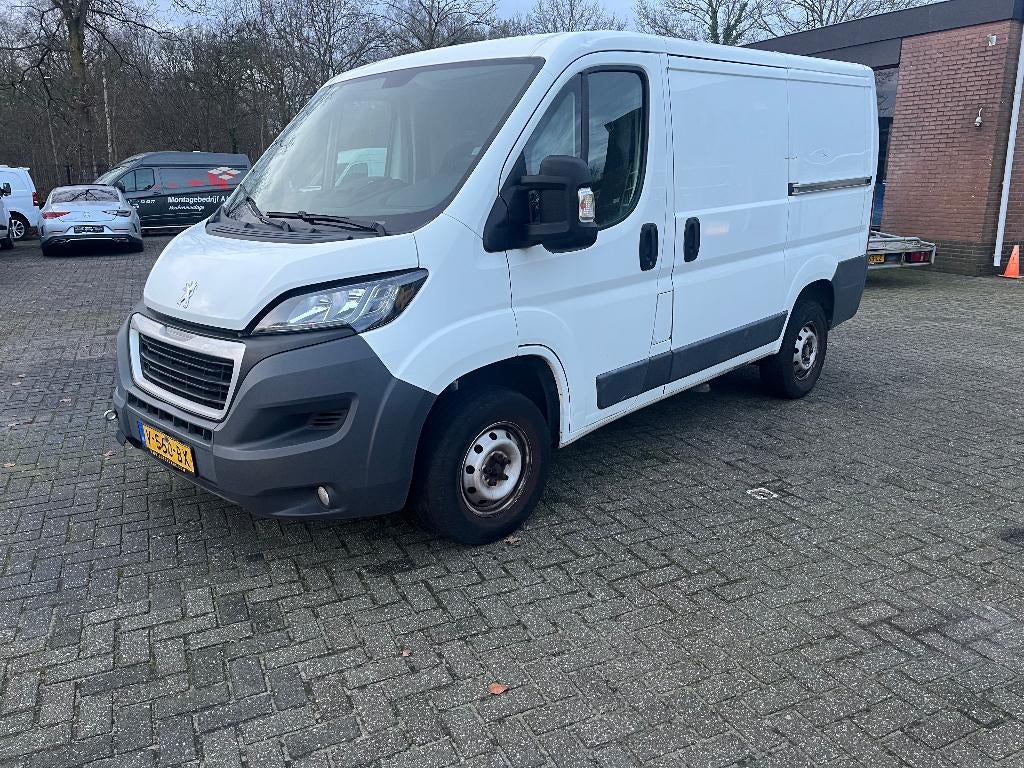 PEUGEOT BOXER 2.0 HDI 12/2016  MOTORSCHADE, Euro 6, Entreprise, 3 places, Boîte manuelle