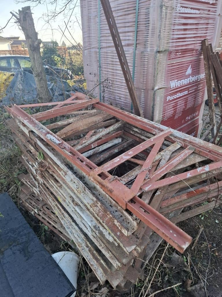 Balkklemmen /bekistingsklemmen / betonklemmen +/-40 stuks, Doe-het-zelf en Bouw, Ophalen, Gebruikt