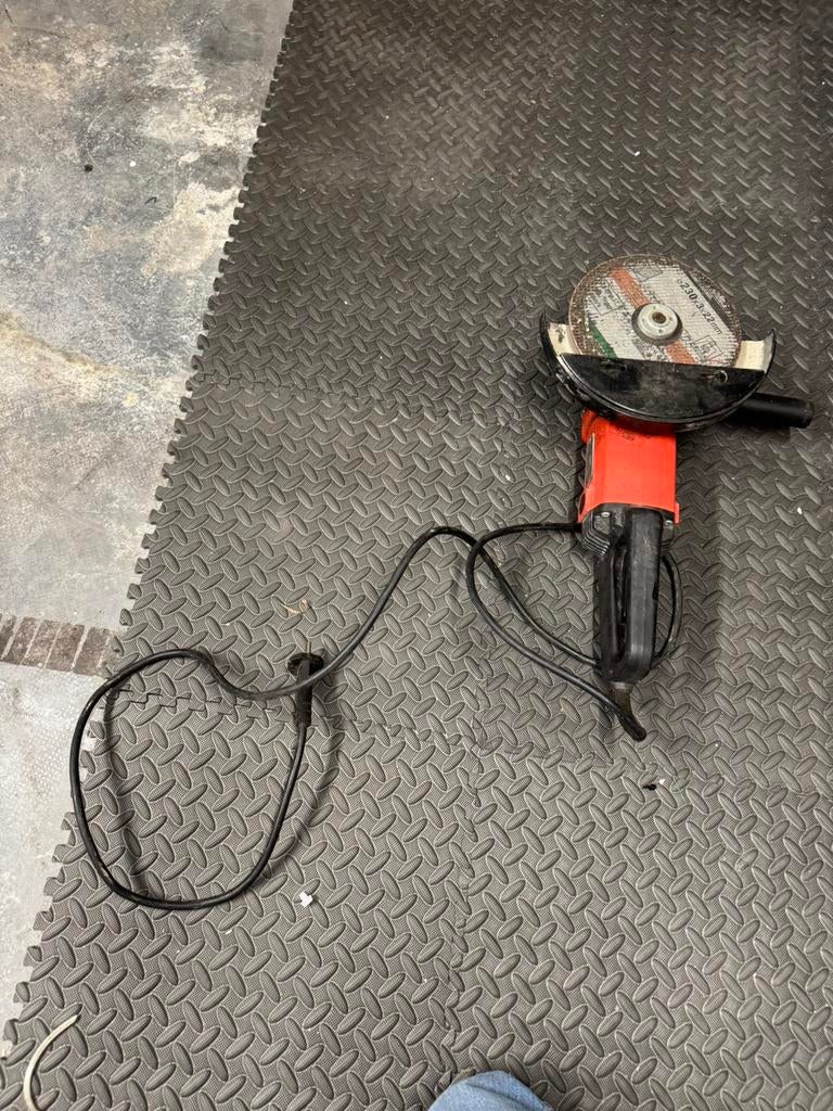 Angle grinder STAR TOOLS, Enlèvement ou Envoi, Comme neuf, 1000 watts ou plus, Meuleuse droite