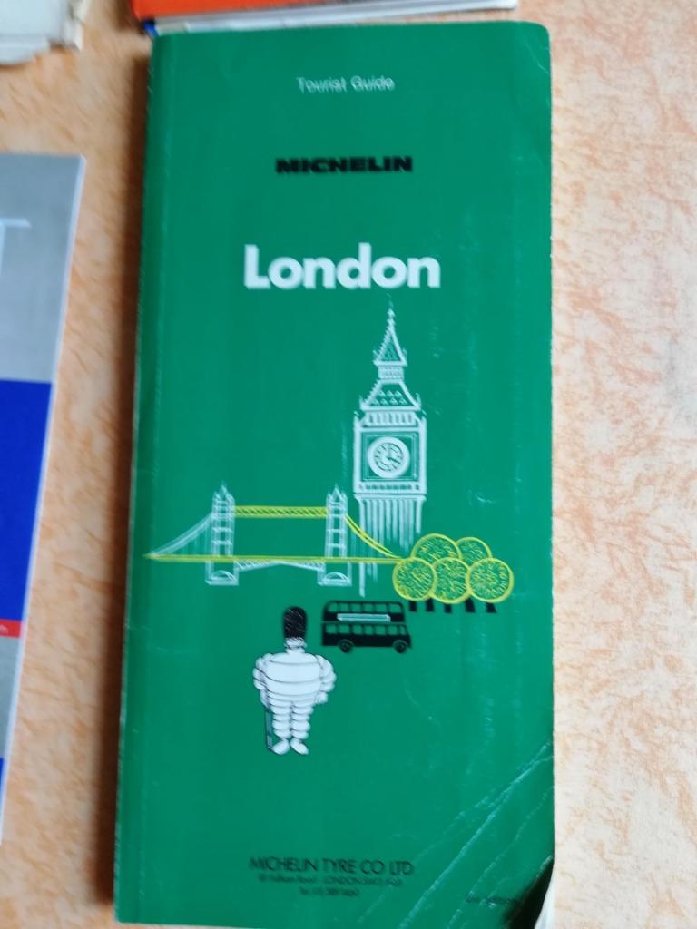 ENSEMBLE LONDRES ET SES ENVIRONS, 2 livres, dépliants et dép, Guide ou Livre de voyage, Michelin, Enlèvement ou Envoi, Utilisé