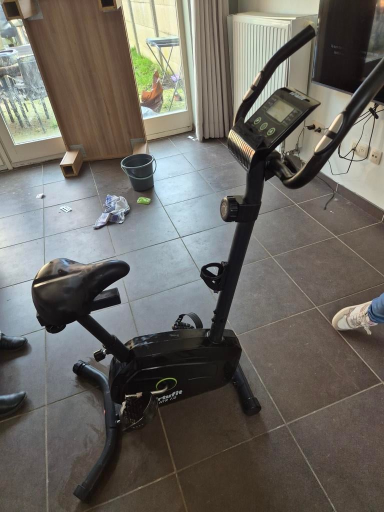 Hometrainer Virtufit HTR 1.0 in nieuwstaat, Neuf, Jambes, Enlèvement, Vélo d'appartement