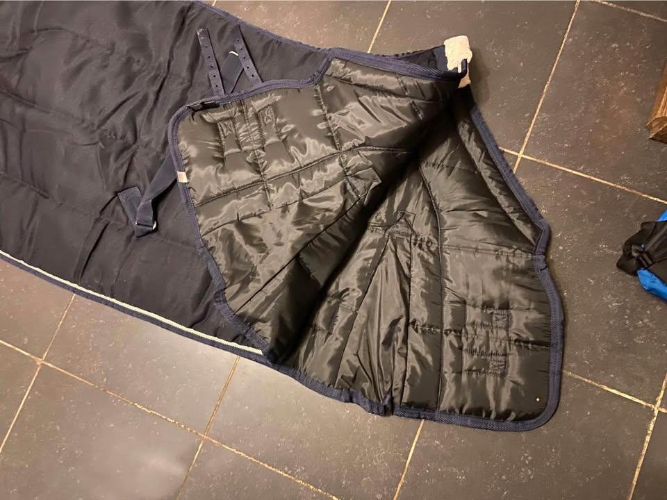 couverture imperméable 300 g 165, Animaux & Accessoires, Enlèvement, Comme neuf, Couverture
