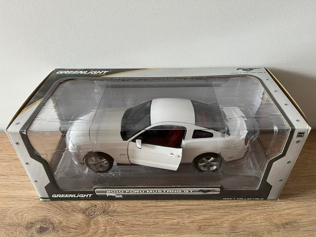 1:18 greenlight ford mustang gt 2010 limited 1048/1800, Ophalen of Verzenden, Zo goed als nieuw