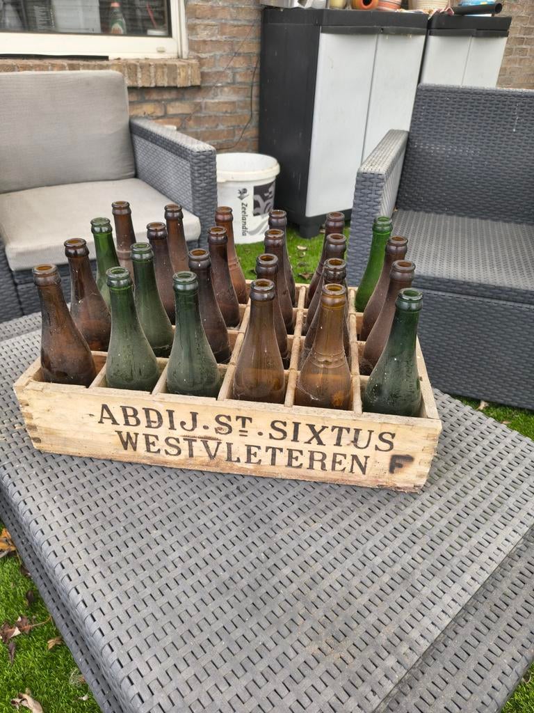 Houten krat West Vleteren met flesjes, Ophalen, Flesje(s)