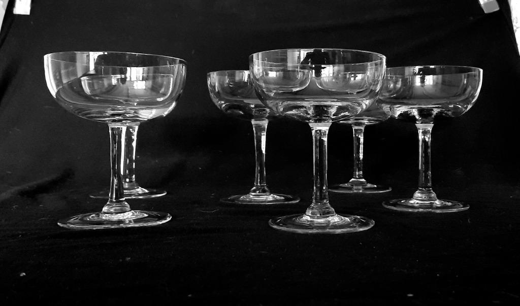 6 coupes anciennes semi cristal., Antiquités & Art, Antiquités | Verre & Cristal, Enlèvement ou Envoi