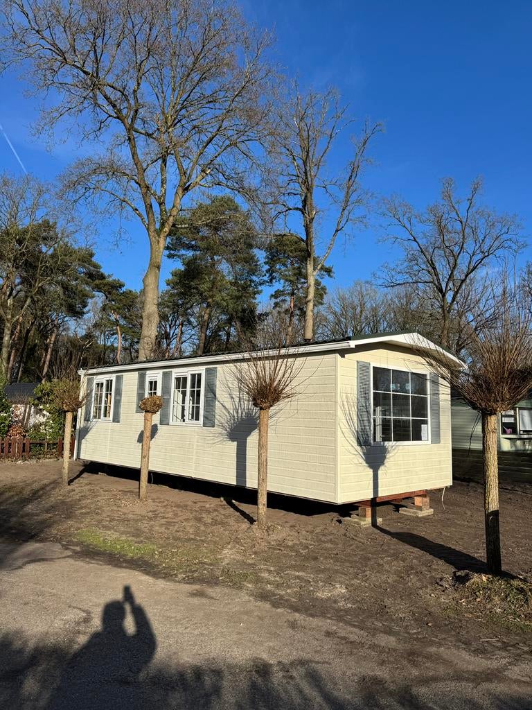 Chalet Hollandia, zonplaats A49 Rucphen NL, Caravanes & Camping, Caravanes résidentielles, jusqu'à 4, Enlèvement