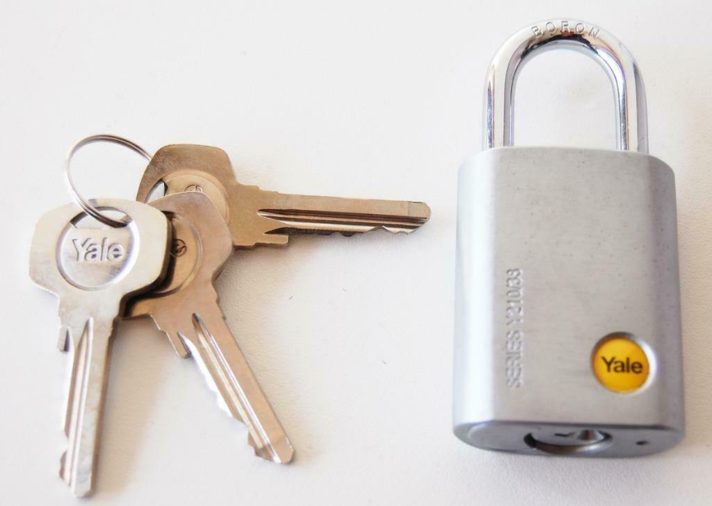 Cadenas de sécurité YALE en acier massif, neuf !!, Enlèvement ou Envoi, Neuf