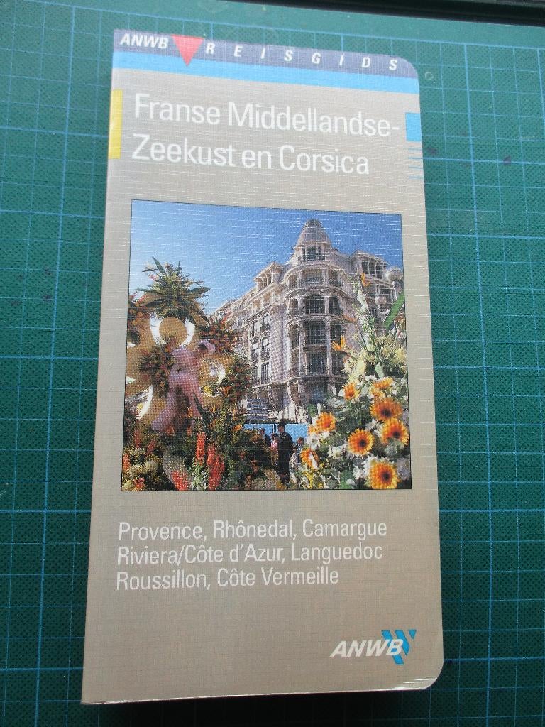 Franse Middellandse Zeekust en Corsica, Guide ou Livre de voyage, Enlèvement ou Envoi, Henk Zwijnenburg, Comme neuf