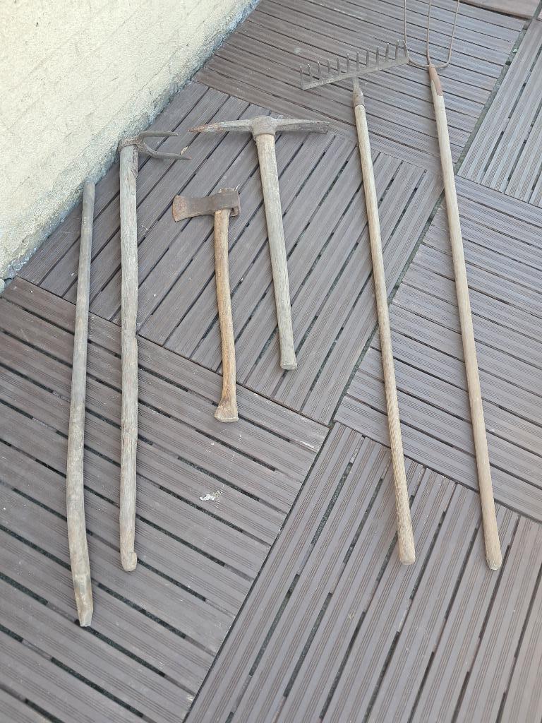 Lot de 5 outils anciens pour décoration, Enlèvement