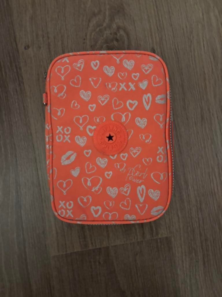 Etui kipling, Ophalen, Zo goed als nieuw