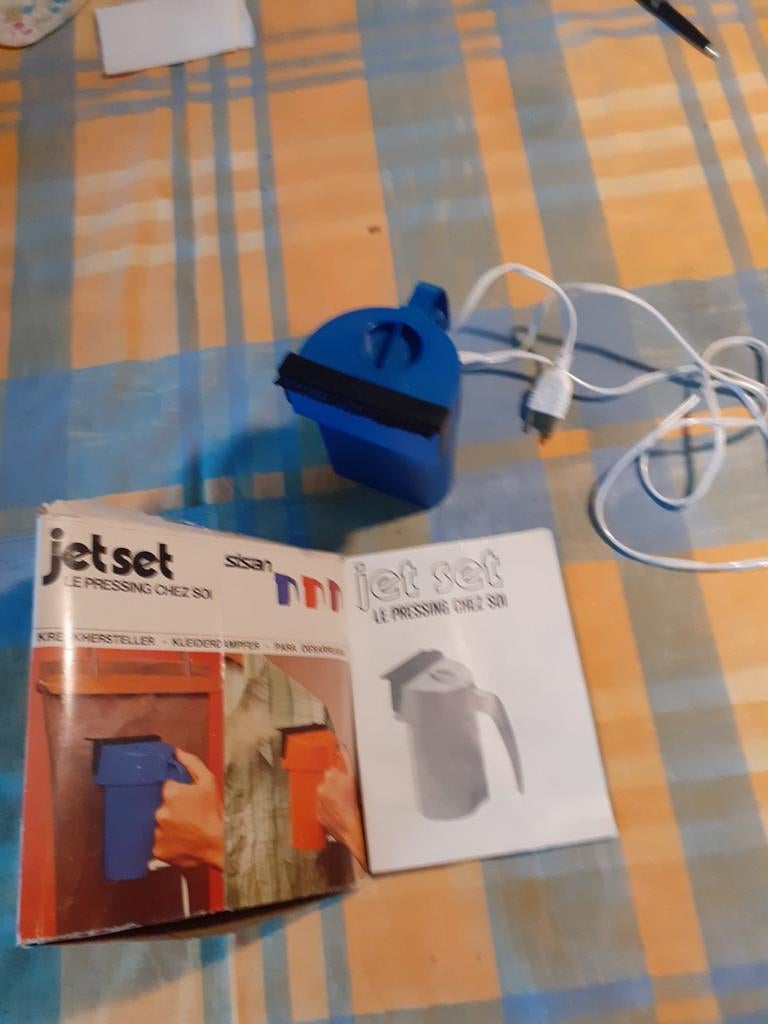 nettoyeur vapeur pour vêtements et..., Maison & Meubles, Enlèvement, Produit de nettoyage