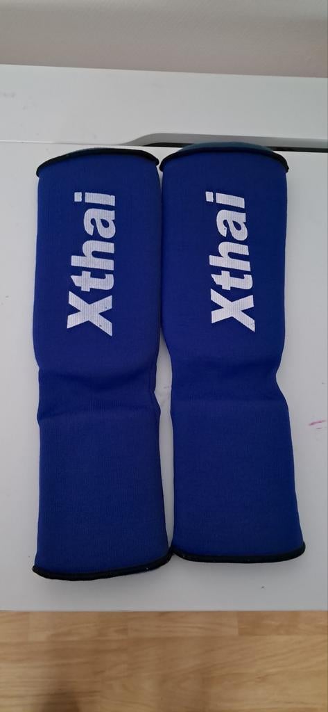 Protège-tibias Muay Thai Xthai., Taille S, Enlèvement, Comme neuf