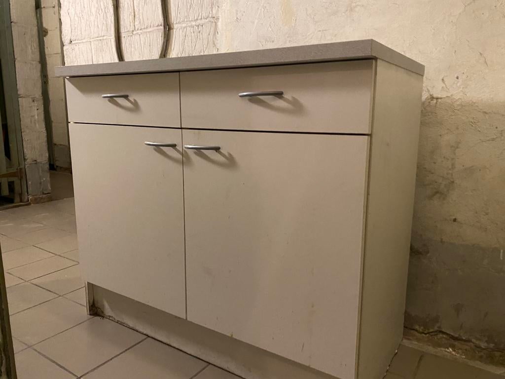 Kast met stevig werkblad, 2 schuiven, 2 deuren en legplank, Huis en Inrichting, Kasten | Overige, Ophalen, Gebruikt