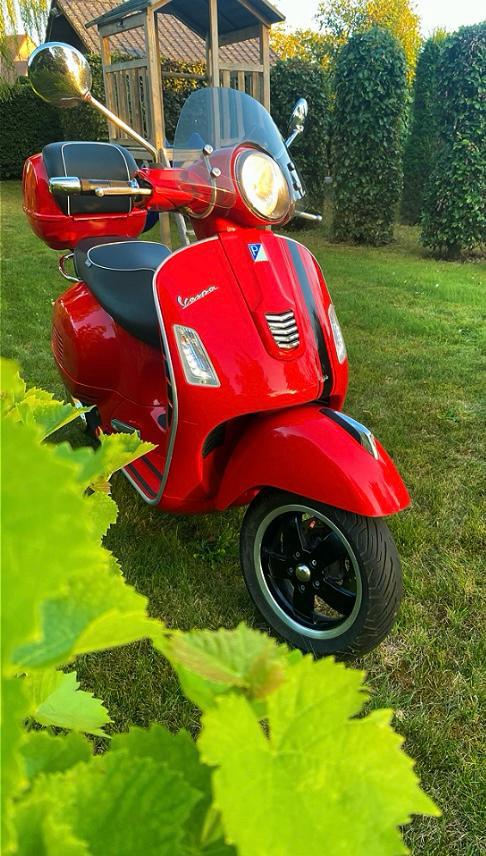 Vespa 300 Gts ie Supersport in topconditie, Enlèvement, Comme neuf