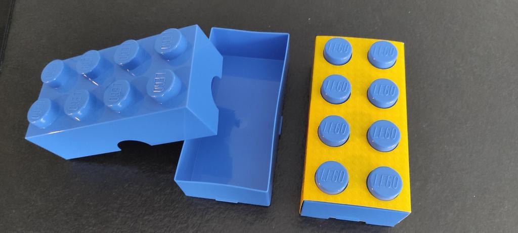 2 NIEUWE lunchboxen LEGO, Kinderen en Baby's, Speelgoed | Duplo en Lego, Ophalen, Lego