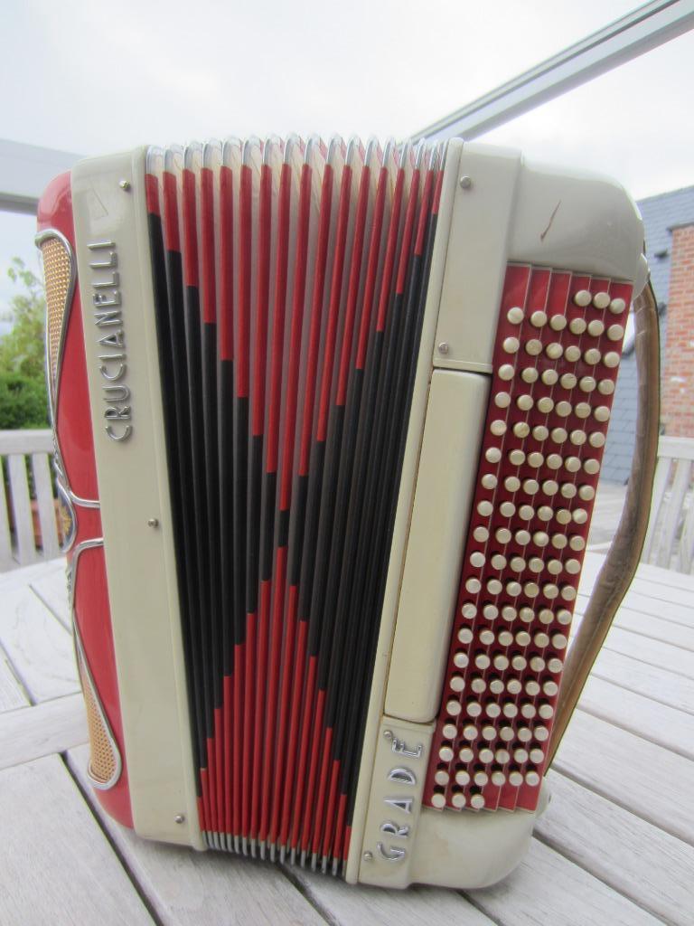 Accordéon Crucianelli do3, Musique & Instruments, Autres marques, Comme neuf, Enlèvement, Avec bretelles