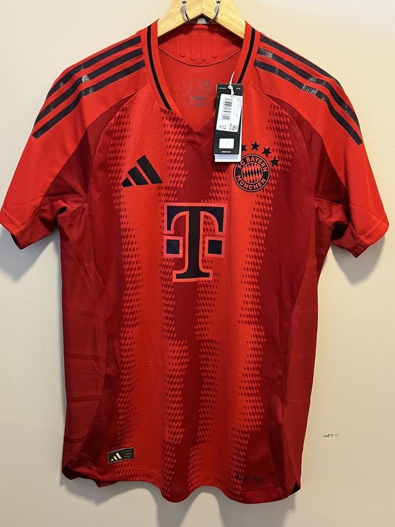 Bayern München Voetbalshirt Champions League 2025, Sport en Fitness, Voetbal, Ophalen of Verzenden, Zo goed als nieuw