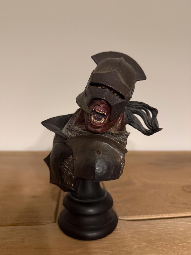 Weta Uruk-Hai Lord of The Rings beeld, Verzamelen, Ophalen, Gebruikt, Beeldje of Buste