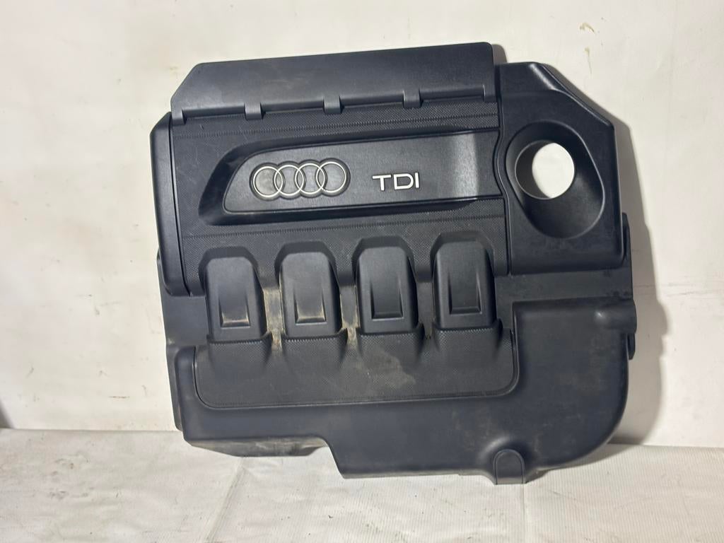 Cache moteur audi a3 8v 04l103925a, Autos : Pièces & Accessoires, Moteurs & Accessoires, Audi, Enlèvement