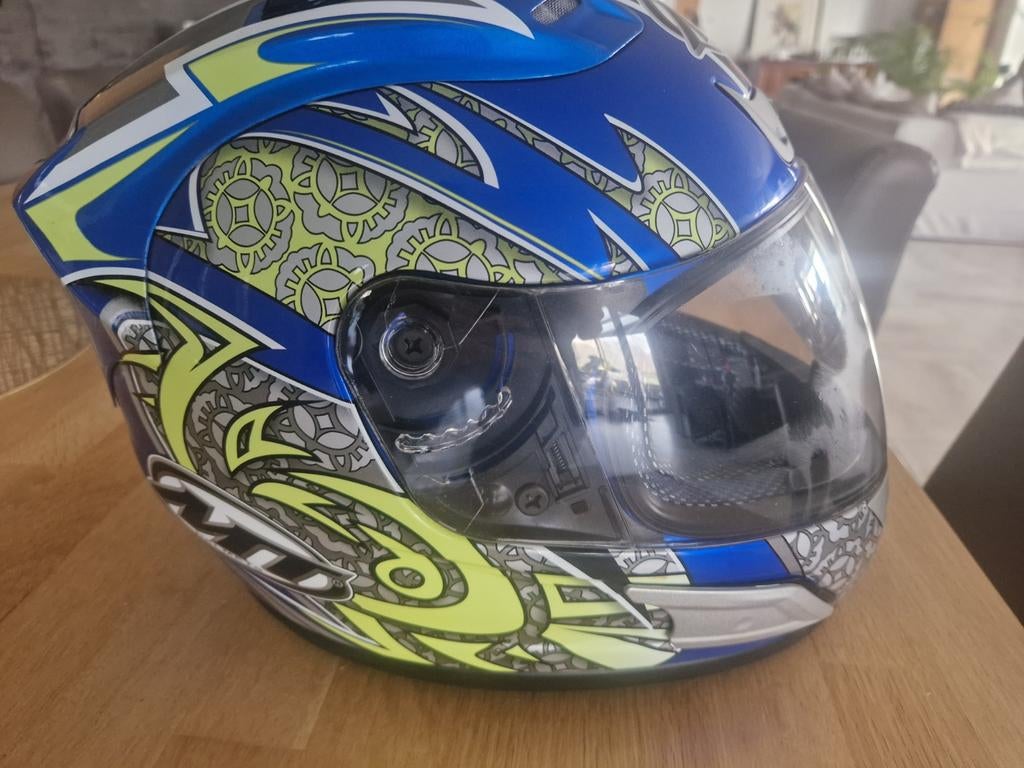Helm mt medium 50€ als nieuw, Fietsen en Brommers, Ophalen, Zo goed als nieuw, Medium, MT Helmets