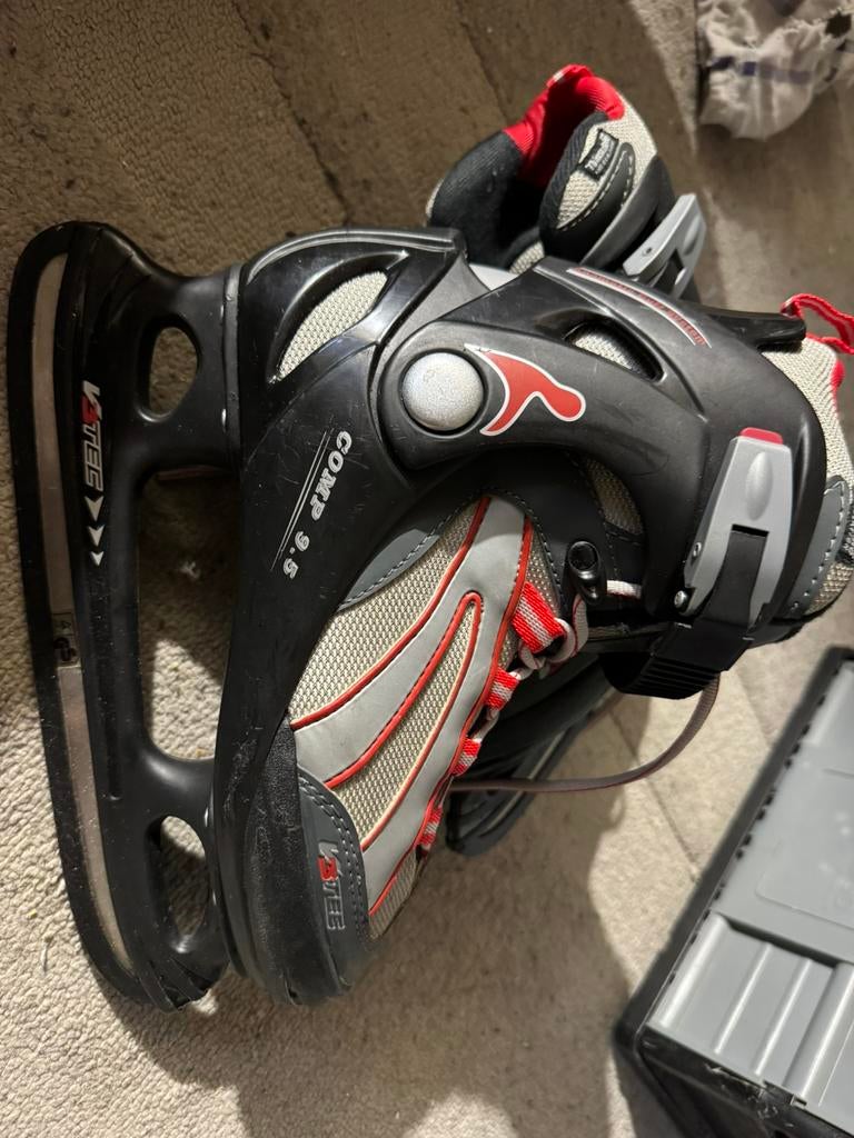 v3 Tec ijsschaatsen - maat 36, Sport en Fitness, Ophalen, Gebruikt