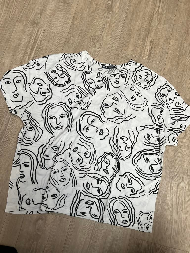T-shirt zwart-wit (Zara), Kleding | Dames, T-shirts, Ophalen, Zo goed als nieuw, Maat 38/40 (M), Wit