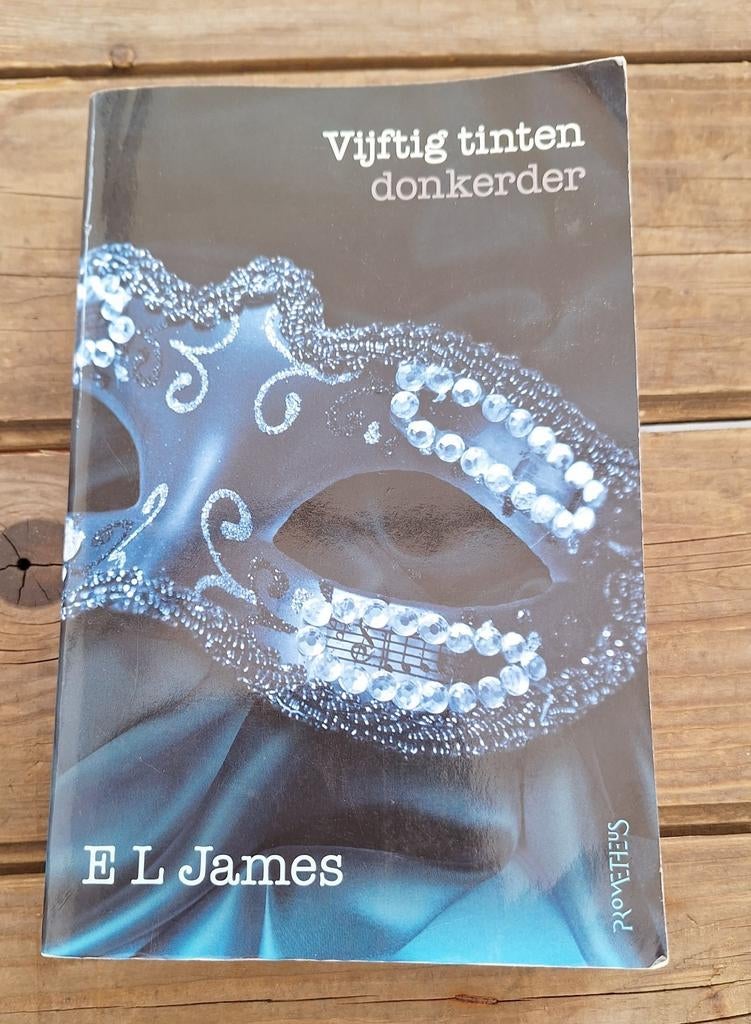 E.L. James - Vijftig tinten donkerder, Gelezen, E.L. James, Ophalen of Verzenden, Amerika