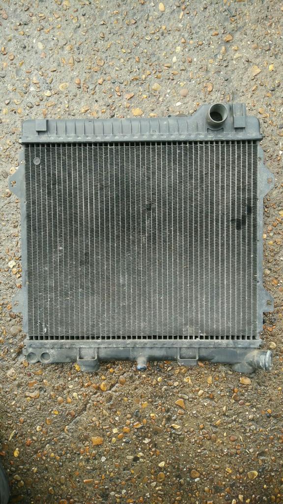 Radiateur BMW E30 320iS M3, Enlèvement ou Envoi, Utilisé, BMW