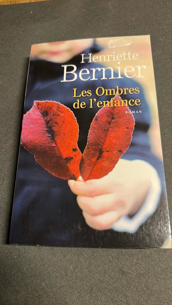 Les ombres de l’enfance de Henriette Bernier, Enlèvement ou Envoi, Comme neuf