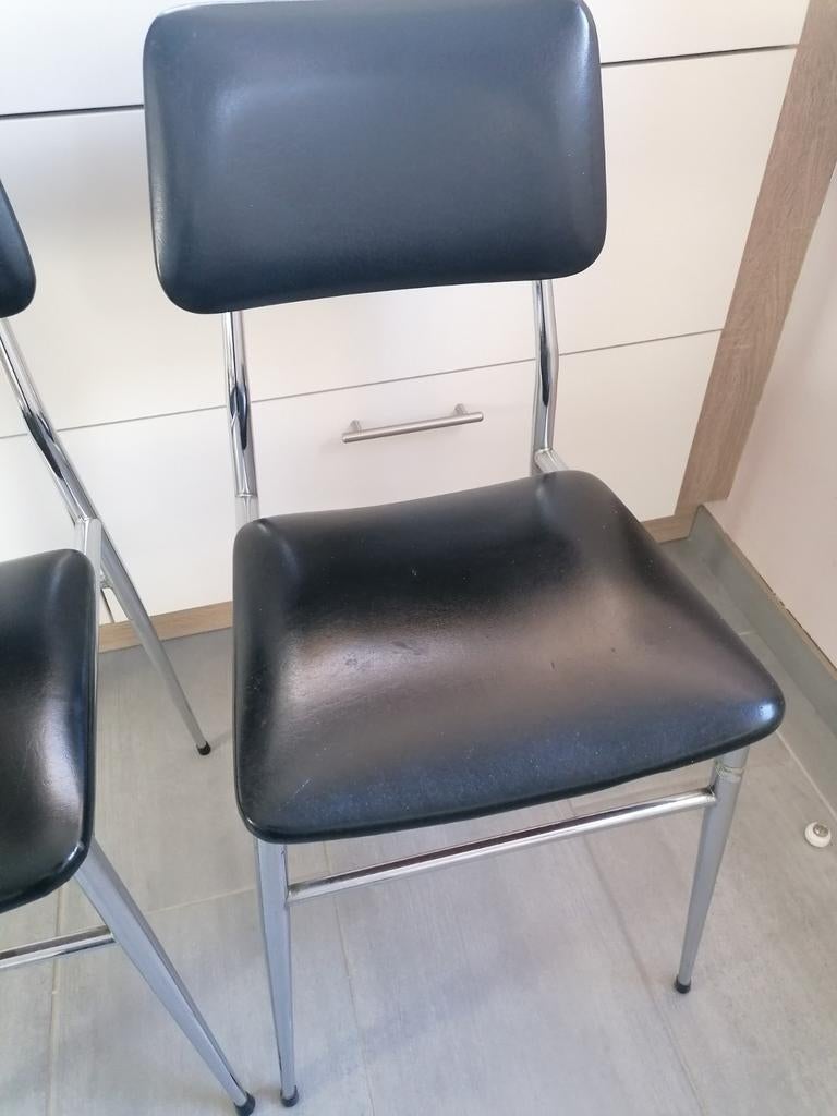Retro stoelen, Ophalen