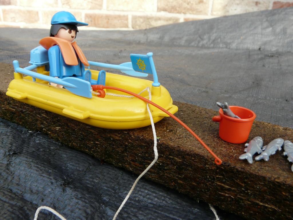Playmobil vintage  set 3574 Visser met rubber motorboot, Kinderen en Baby's, Speelgoed | Playmobil, Gebruikt, Ophalen